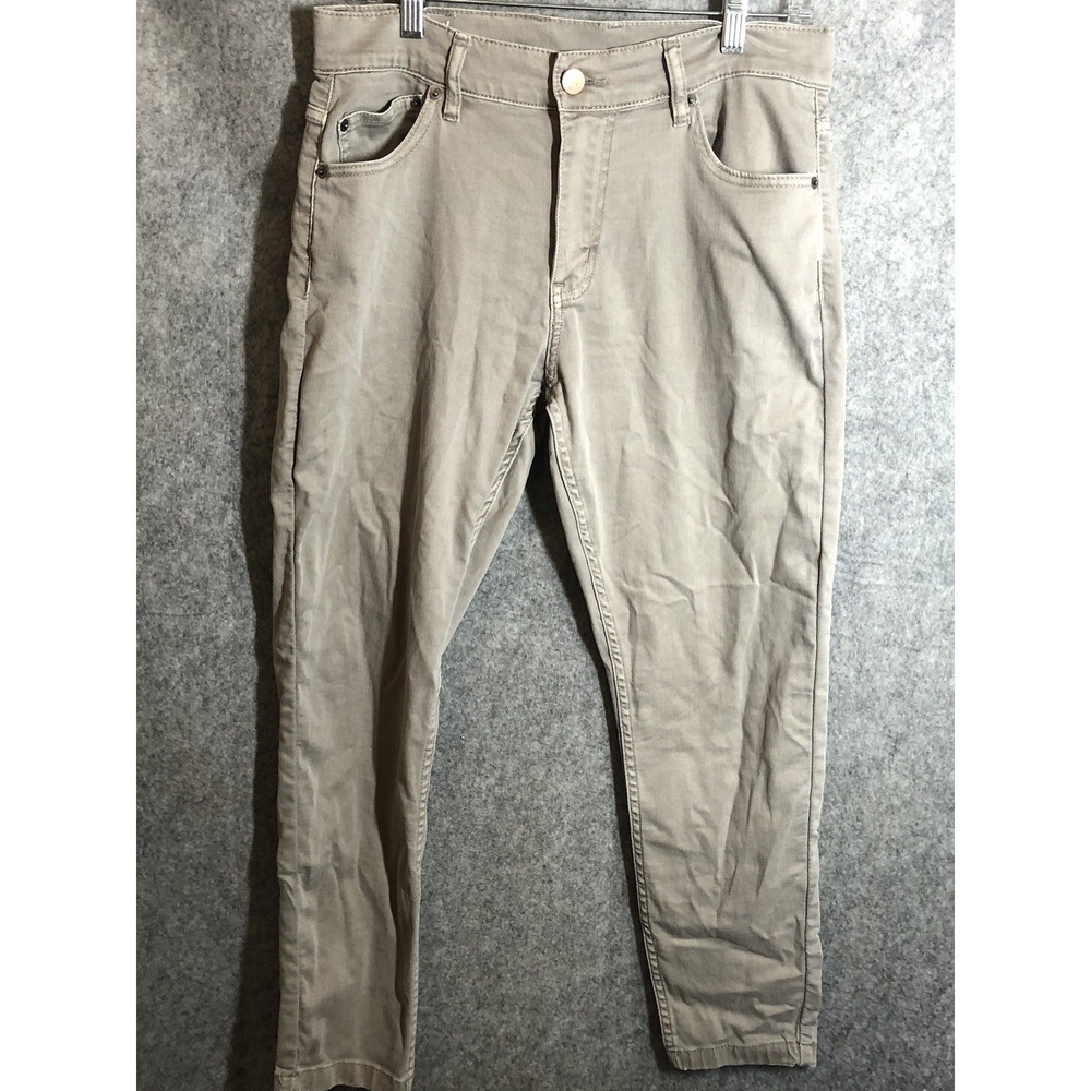 Mugsy Pants Mens 32x30 Tan Bucks Tapered Chino Straight Performance Stretch